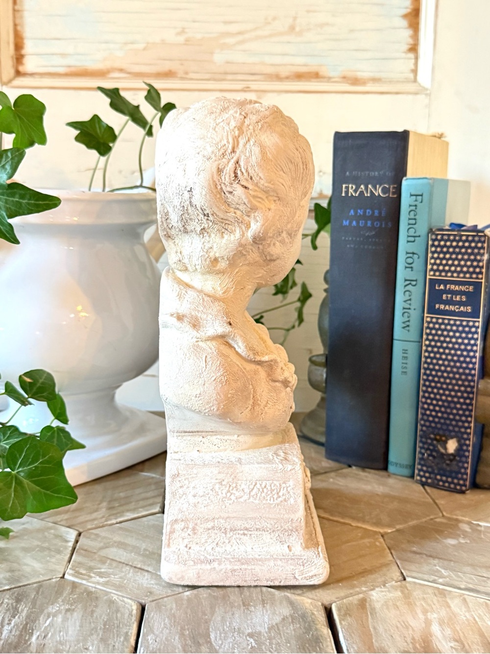 Vintage French Country YoungBoy Bust Chalkwear Bookend by Alexander Backer, 10” - Picture 4 of 9